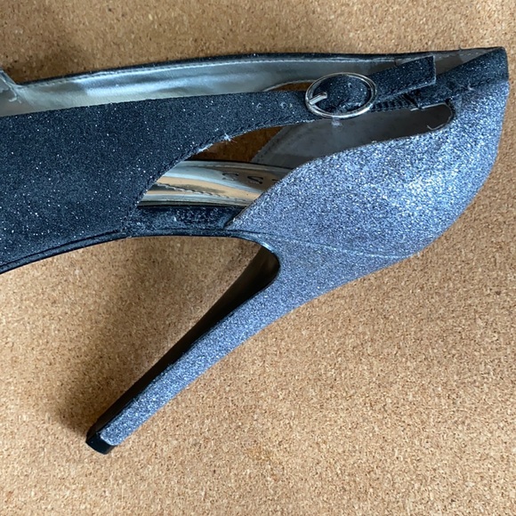 High heels - Picture 2 of 7